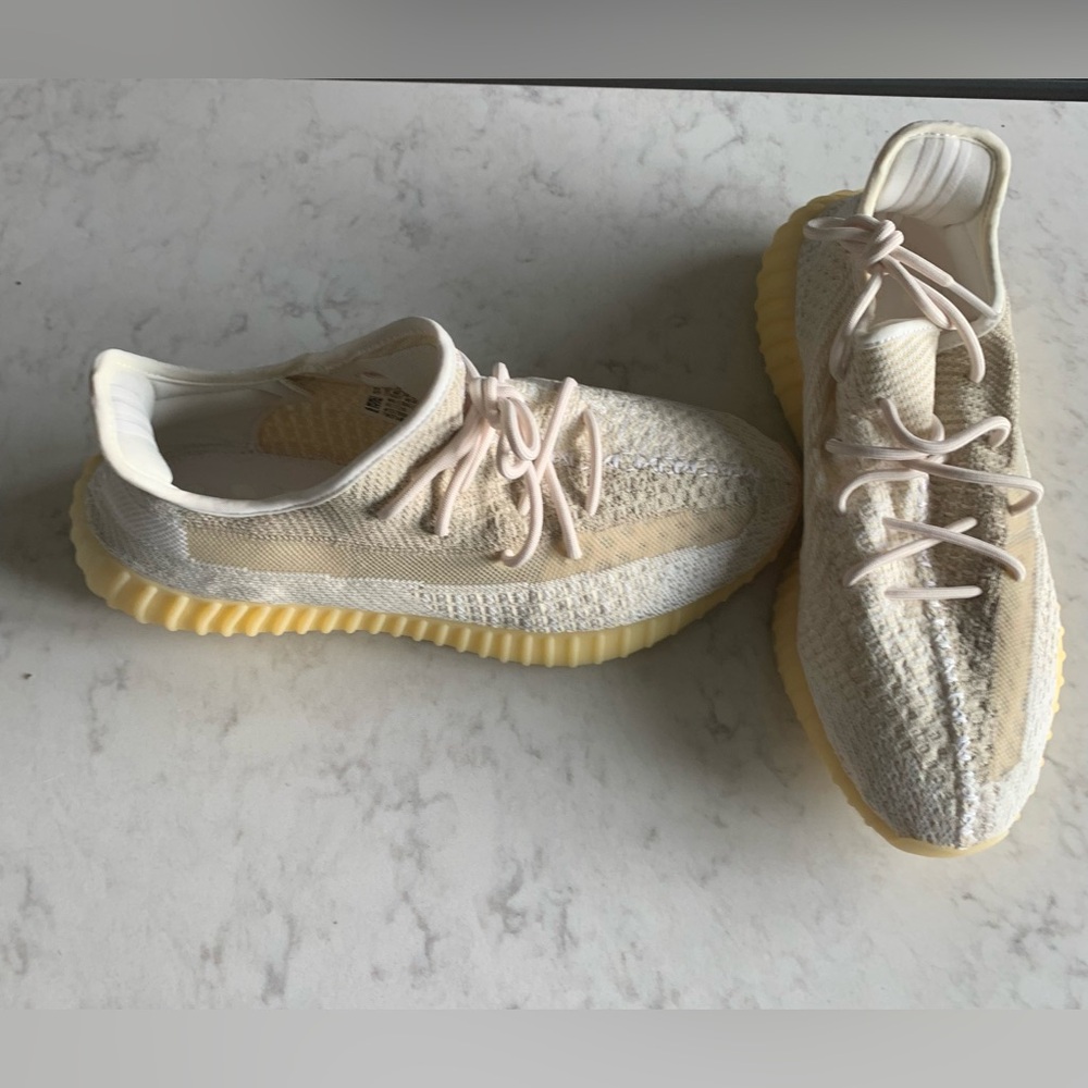 Authentic Yeezy Men’s Sneakers